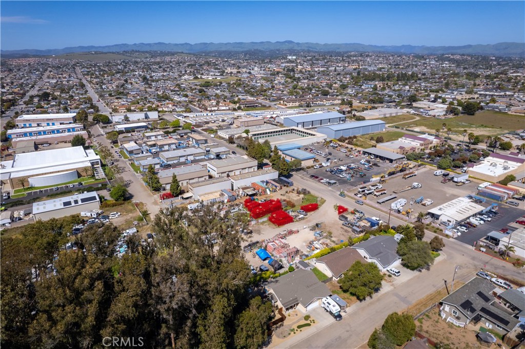 978 Griffin Street Grover Beach, CA 93433 - Photo 8 of 12