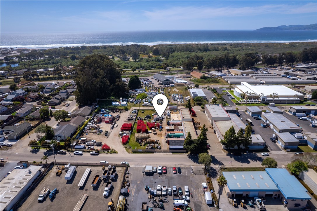 978 Griffin Street Grover Beach, CA 93433 - Photo 9 of 12