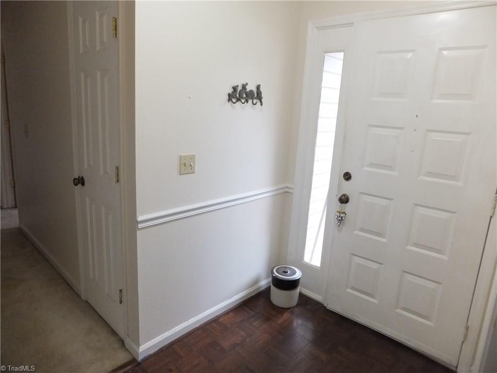 169 Old Mill Road High Point, NC 27265 - Photo 5 of 21 Entry