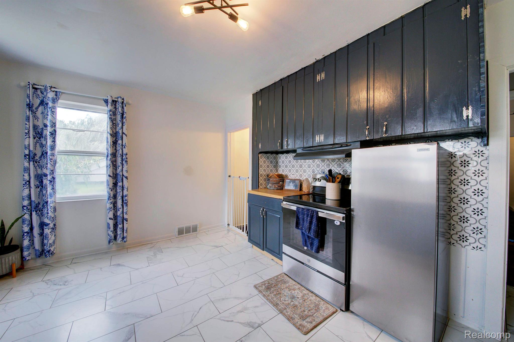9015 Argentine Road Linden, MI 48451 - Photo 24 of 43 Gallery Image 24