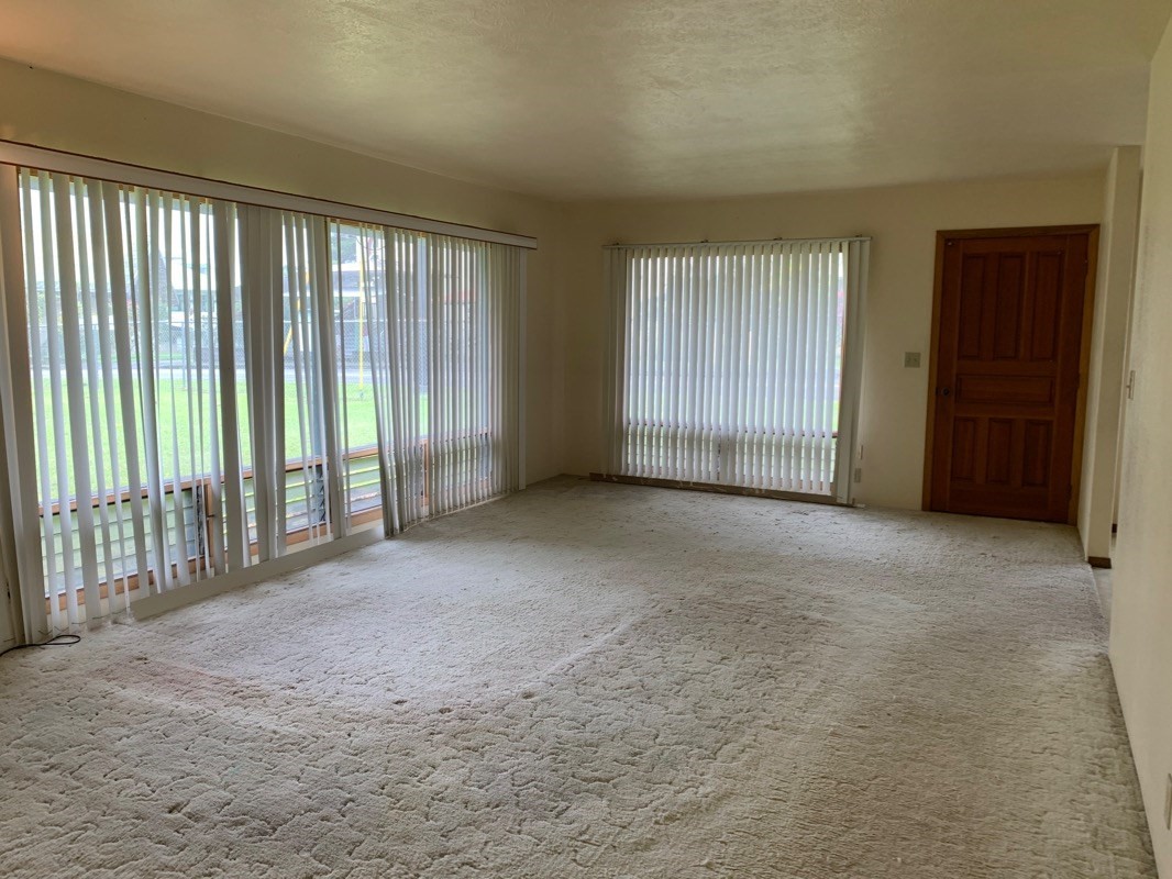 16-555 Old Volcano Road Keaau, HI 96749 - Photo 4 of 15 a view of an empty room with a window