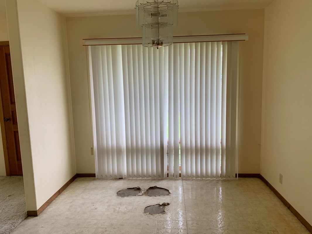 16-555 Old Volcano Road Keaau, HI 96749 - Photo 5 of 15 an empty room with a window