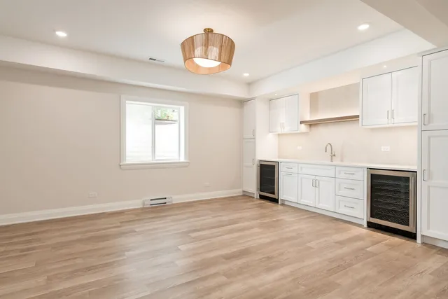 $2,295,000 | 900 Colfax Avenue, Elmhurst, IL 60126