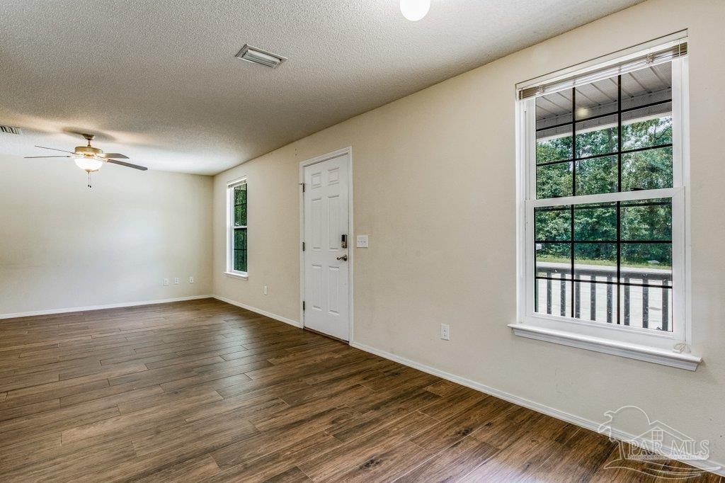 6973 Trail Ride South Milton, FL 32570 - Photo 6 of 26 Gallery Image 6