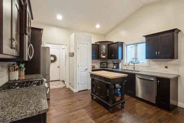 $435,000 | 908 14th Street, Rapids City, IL 61275