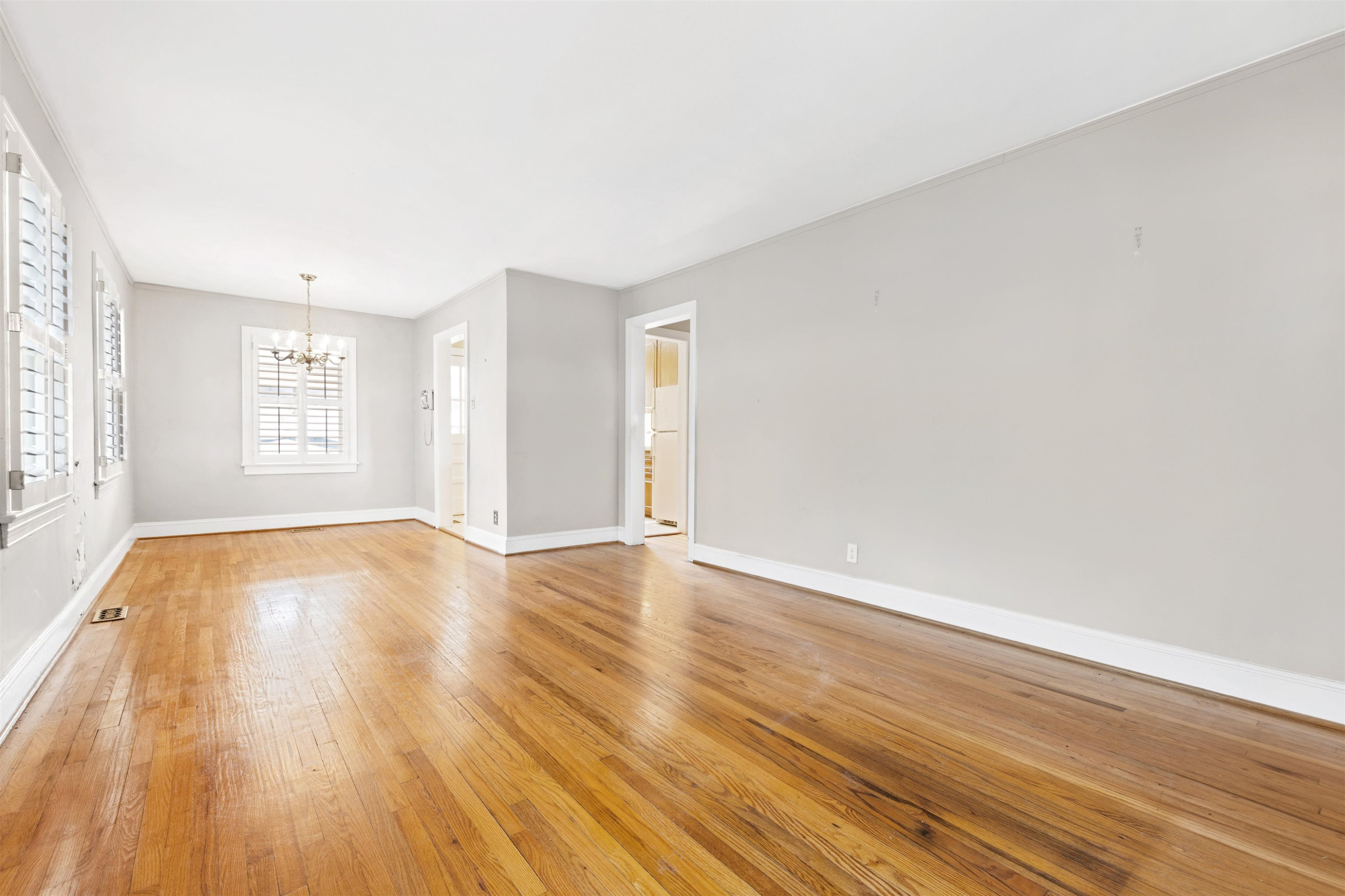 2713 Gordon Street Raleigh, NC 27608 - Photo 4 of 35 Photo 4