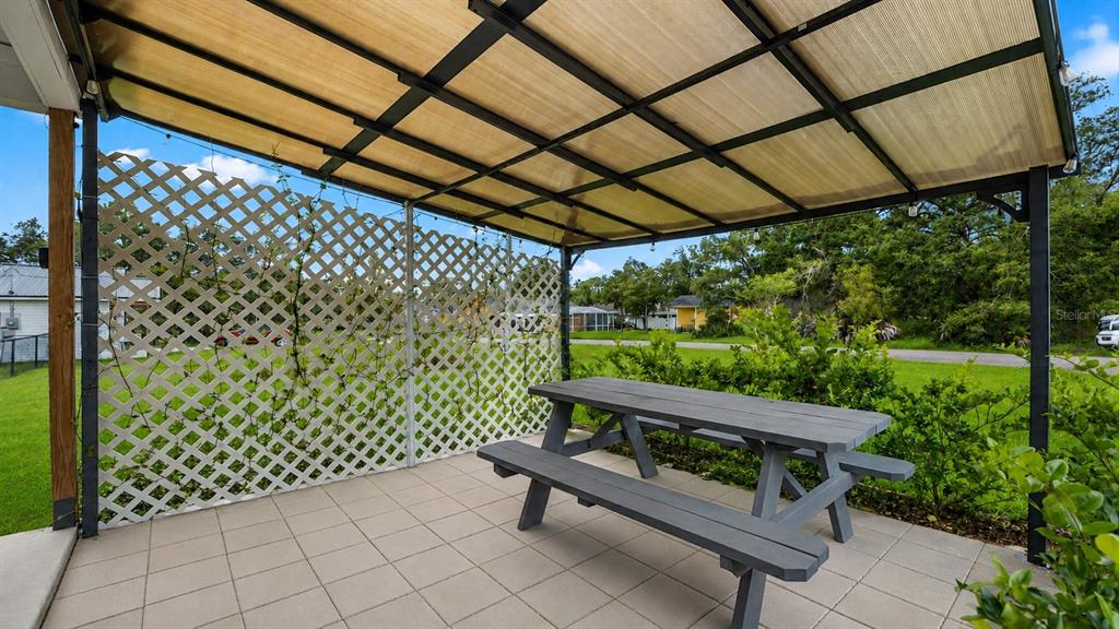 12494 Mountain Plover Road Weeki Wachee, FL 34614 - Photo 4 of 55 Gallery Image 4
