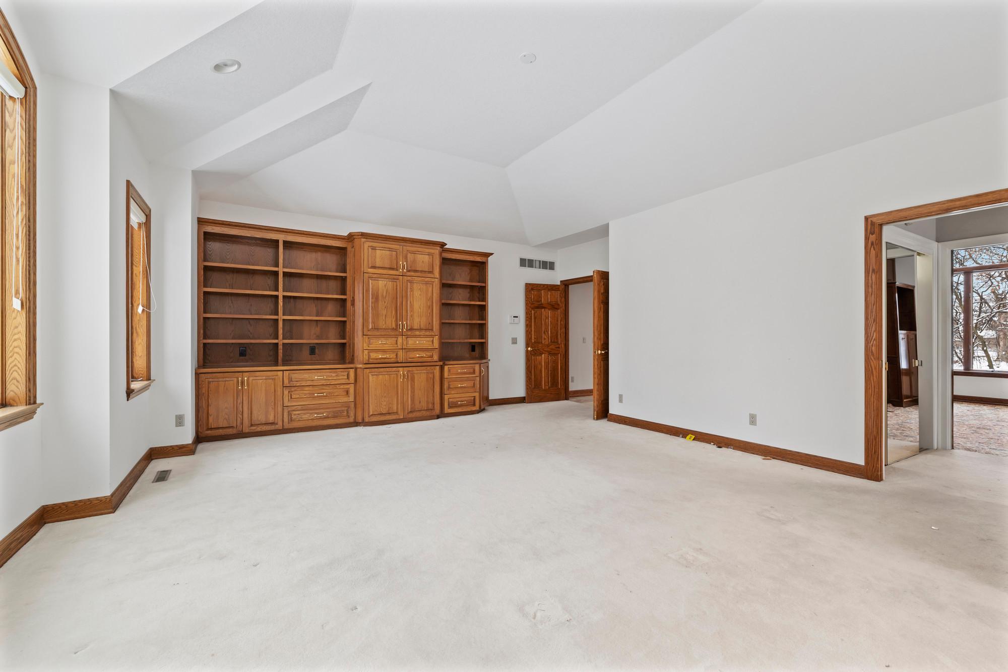 12137 Grandview Terrace Apple Valley, MN 55124 - Photo 39 of 93