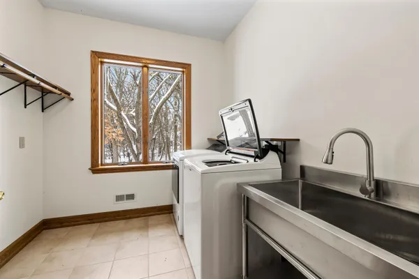 $999,900 | 12137 Grandview Terrace, Apple Valley, MN 55124
