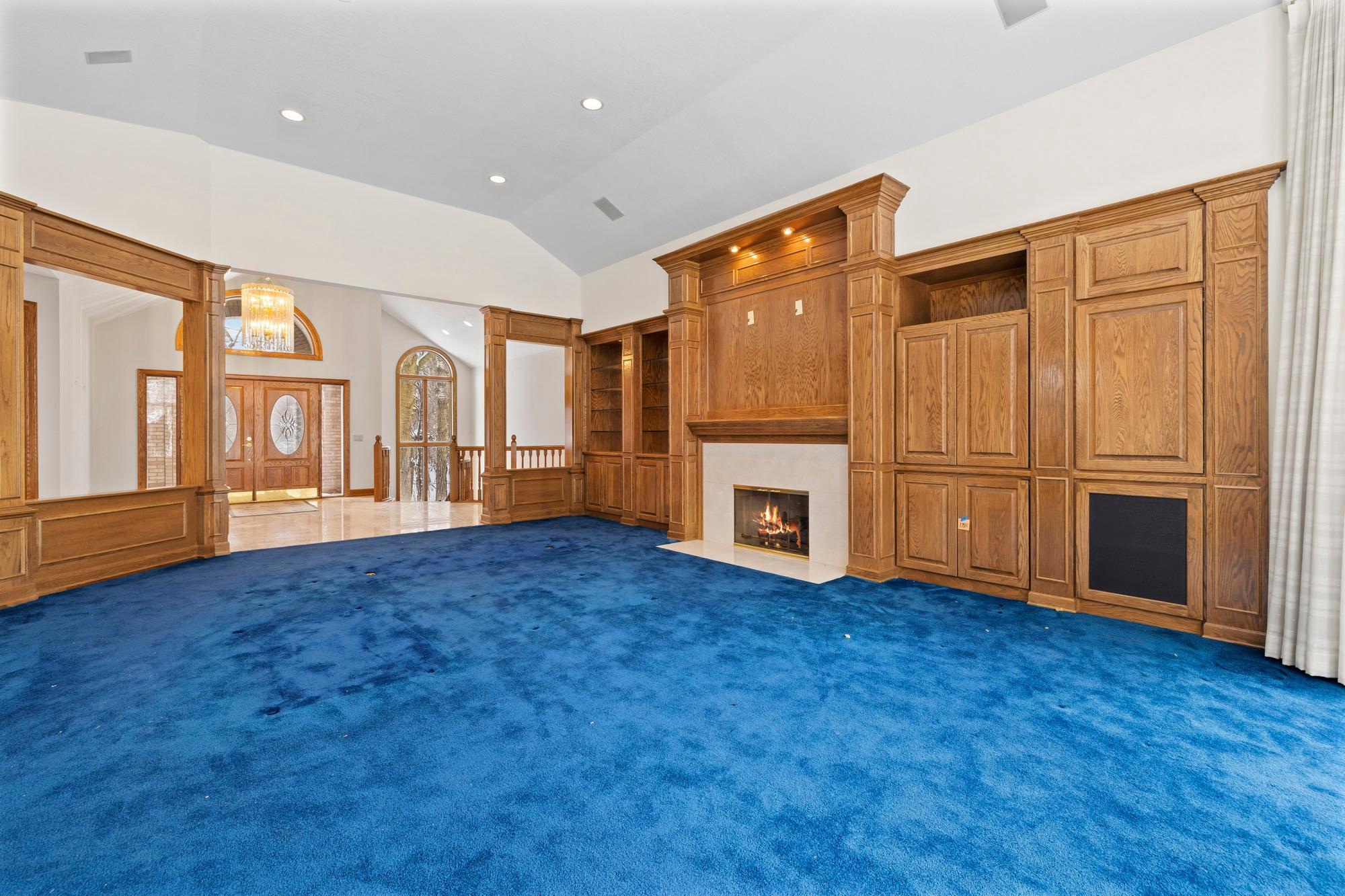12137 Grandview Terrace Apple Valley, MN 55124 - Photo 7 of 93