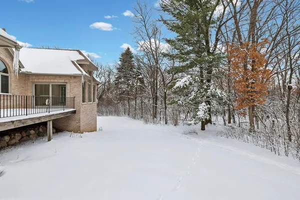 $999,900 | 12137 Grandview Terrace, Apple Valley, MN 55124