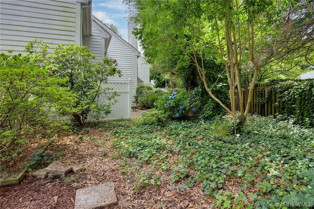 124 Governor Berkeley Road, Unit 4 Williamsburg, VA 23185 - Photo 26 of 35 Gallery Image 26