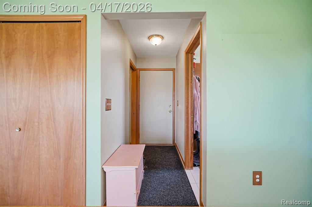 72689 Dequindre Road Leonard, MI 48367 - Photo 15 of 93