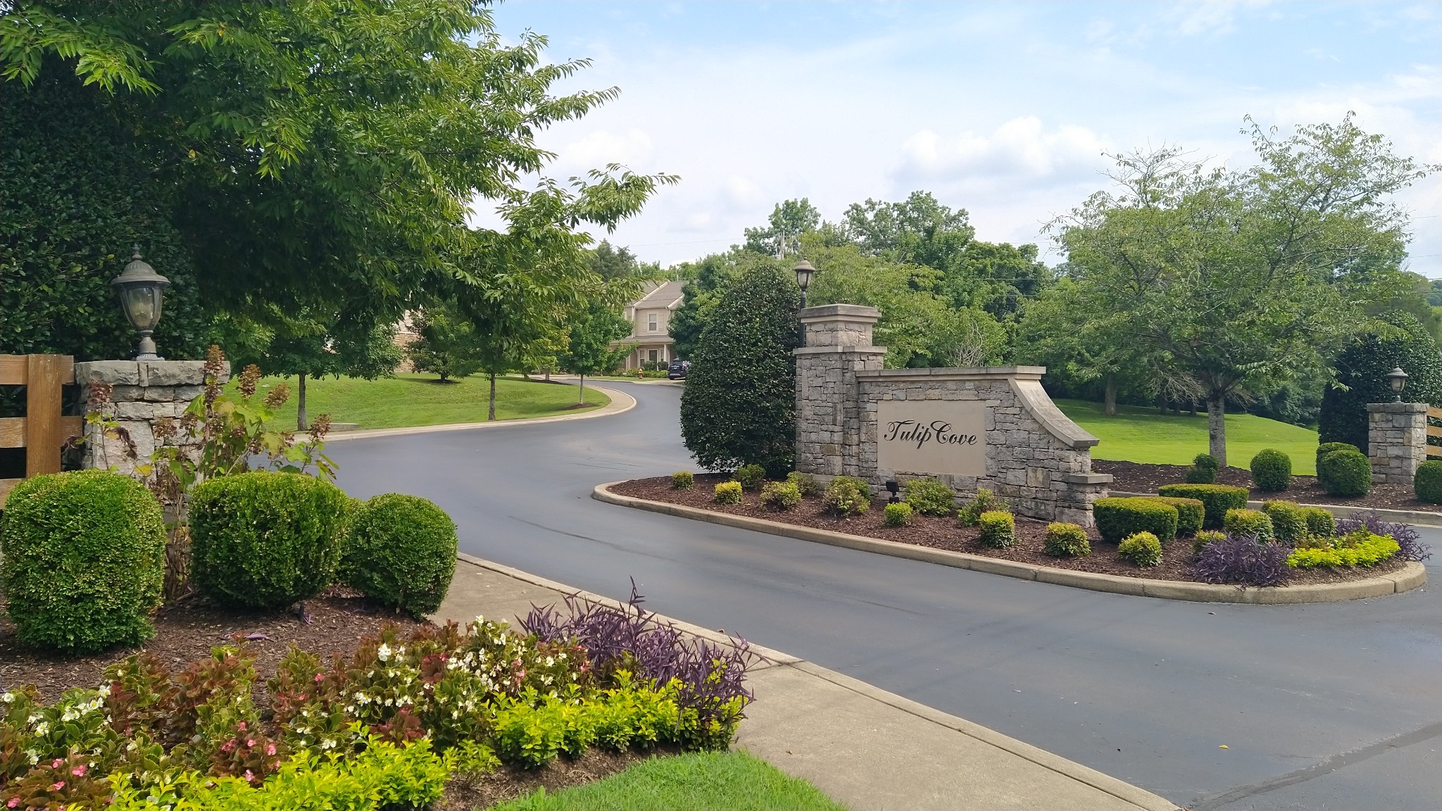 735 Tulip Grove Road, Unit 213 Hermitage, TN 37076 - Photo 2 of 28 Gallery Image 2