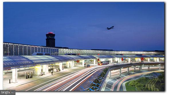 937 Winding Road Edgewater, MD 21037 - Photo 41 of 42 a view of a swimming pool and outdoor space