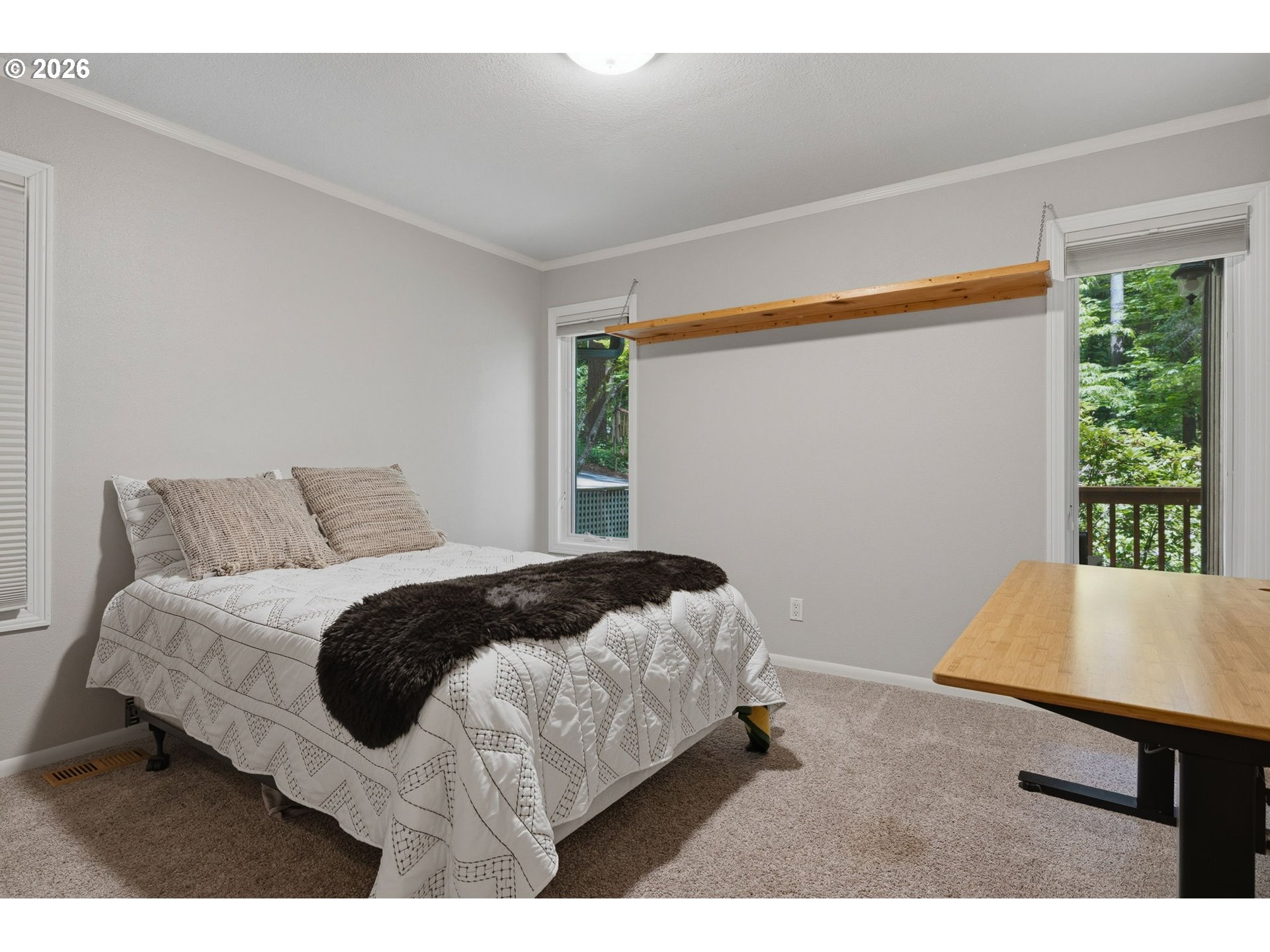 8122 Southwest 54th Avenue Portland, OR 97219 - Photo 25 of 42