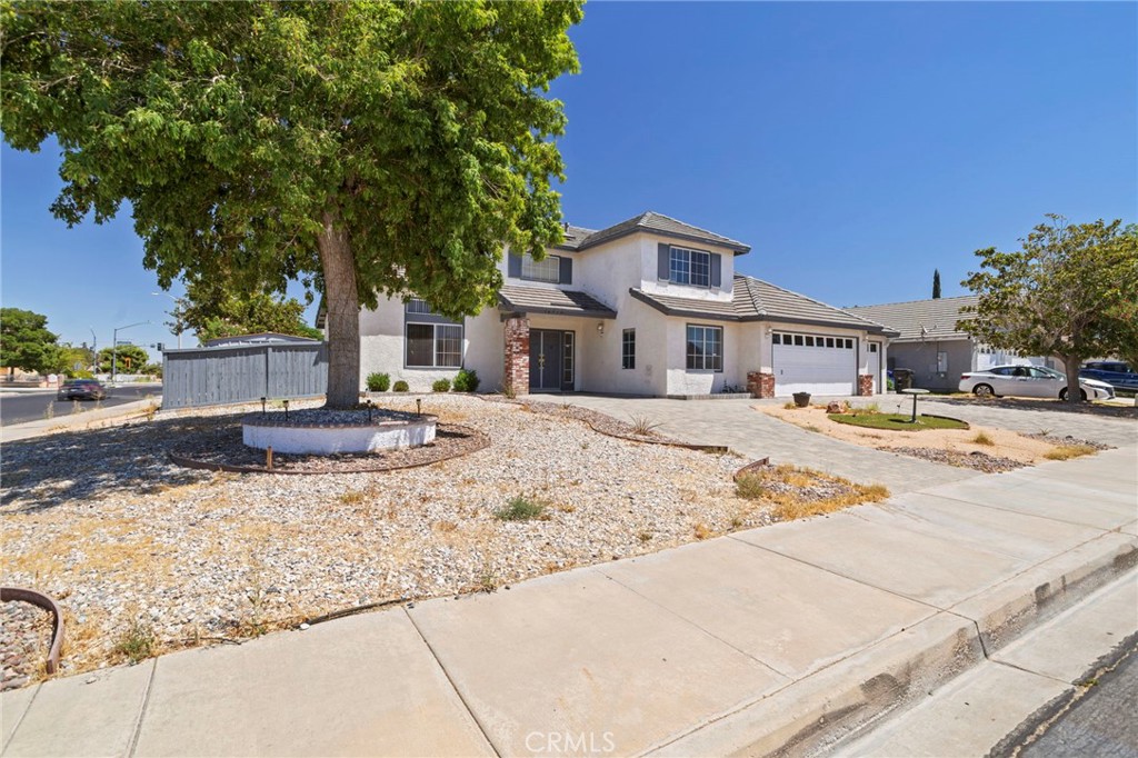 14710 Ponderosa Ranch Road Victorville, CA 92392 - Photo 2 of 27 Gallery Image 2