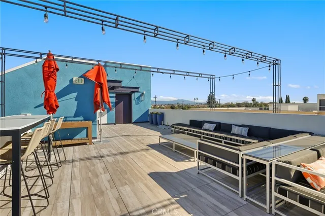 $799,000 | 520 South Anaheim Way, Orange, CA 92868