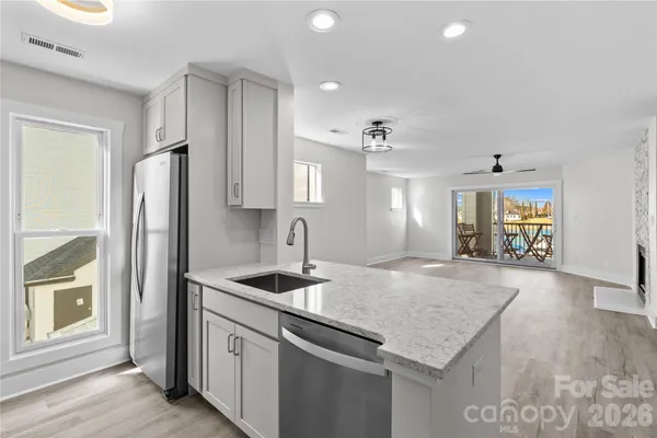 $465,000 | 18729 Vineyard Point Lane, Cornelius, NC 28031