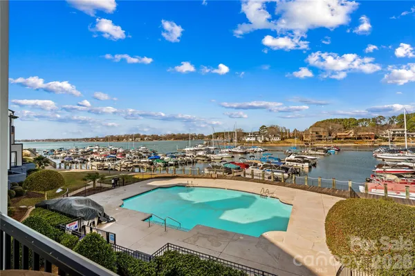 $465,000 | 18729 Vineyard Point Lane, Cornelius, NC 28031