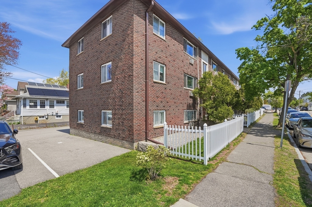 79 Holbrook Road, Unit 2 Quincy, MA 02171 - Photo 2 of 33