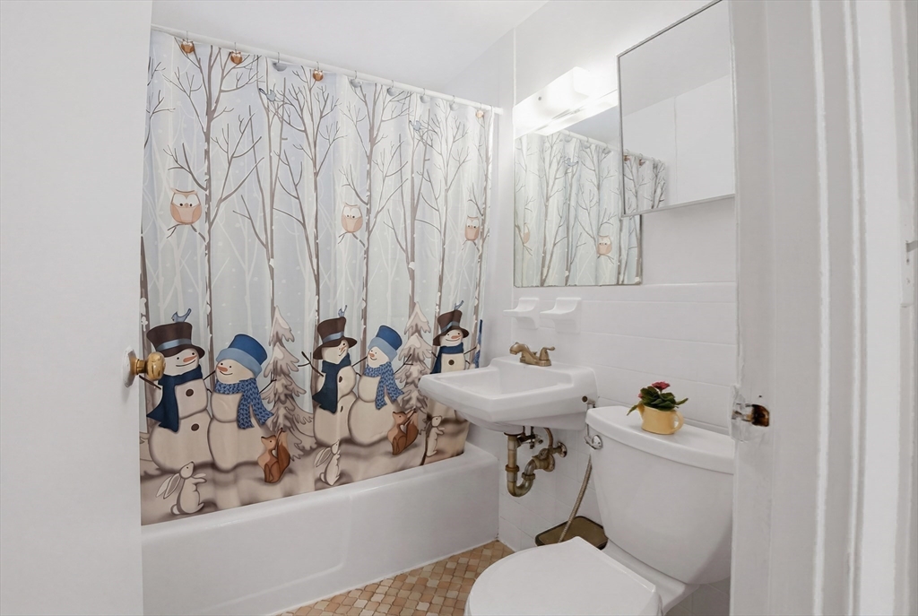 79 Holbrook Road, Unit 2 Quincy, MA 02171 - Photo 24 of 33
