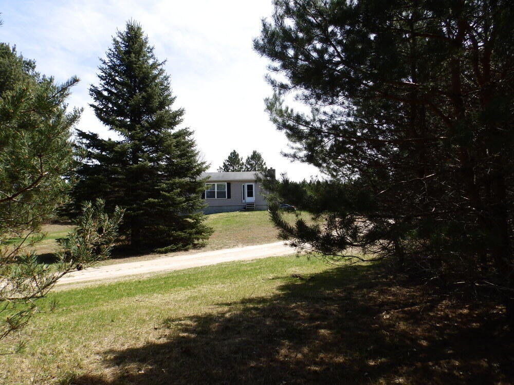 1985 East Sturgeon Valley Road Vanderbilt, MI 49795 - Photo 39 of 41 Gallery Image 39