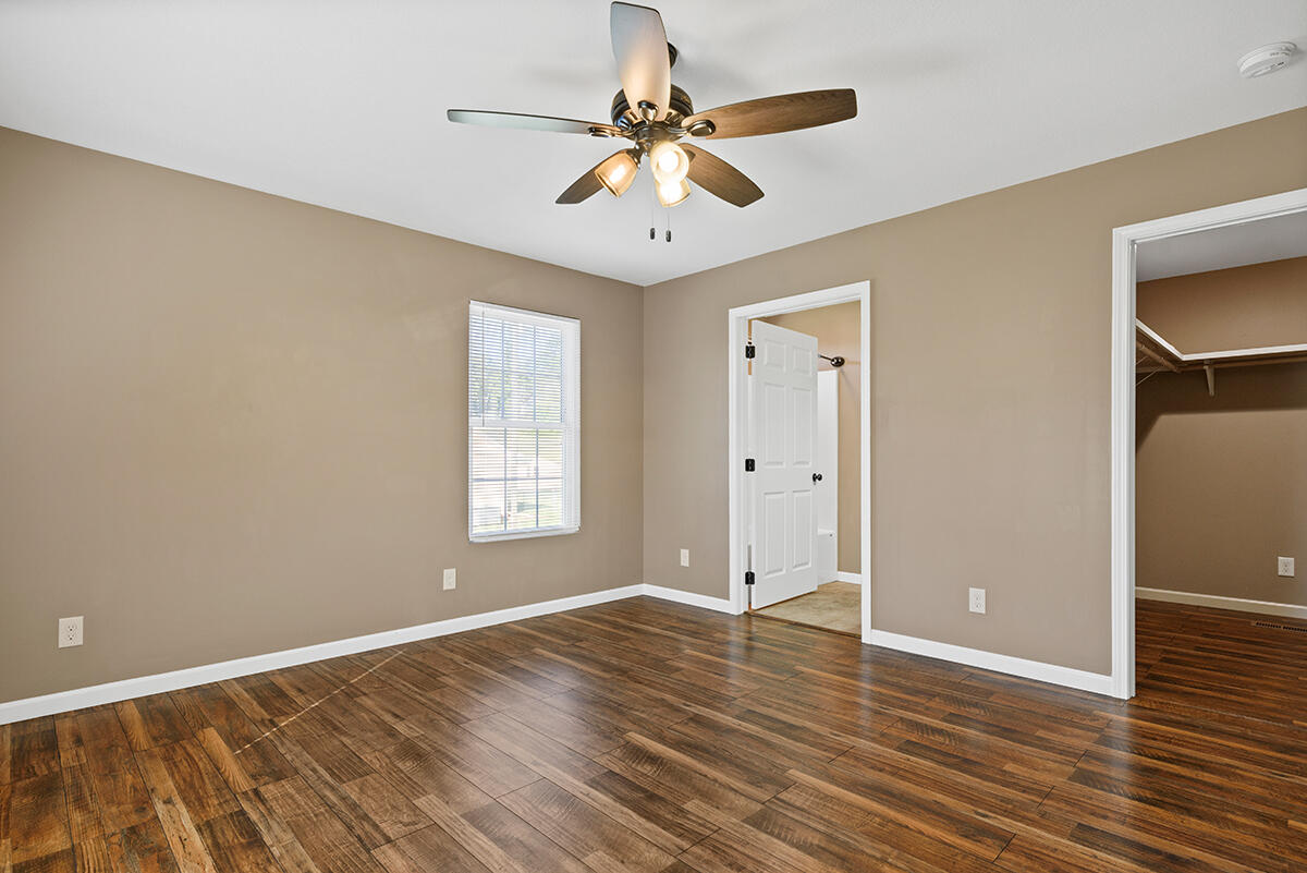 411 Red Hill Road Andersonville, TN 37705 - Photo 14 of 19 D9C671FA-41F7-4B56-8612-8DA6F94EE55D