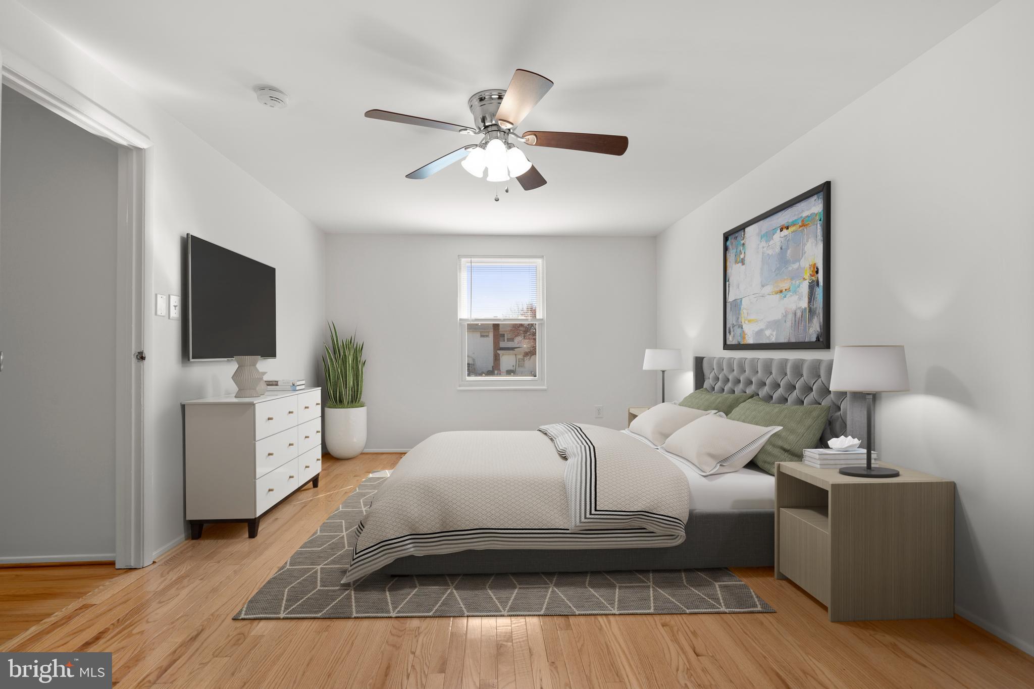 108 North Garfield Road Sterling, VA 20164 - Photo 14 of 31 Virtually staged master bedroom