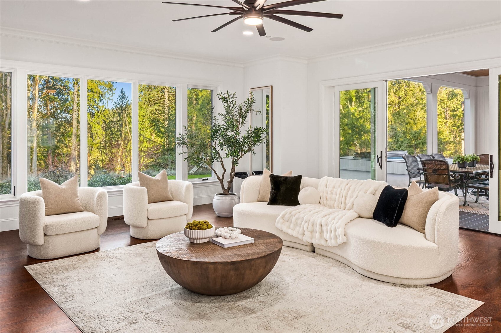 27216 Grand Ridge Drive Issaquah, WA 98029 - Photo 13 of 40