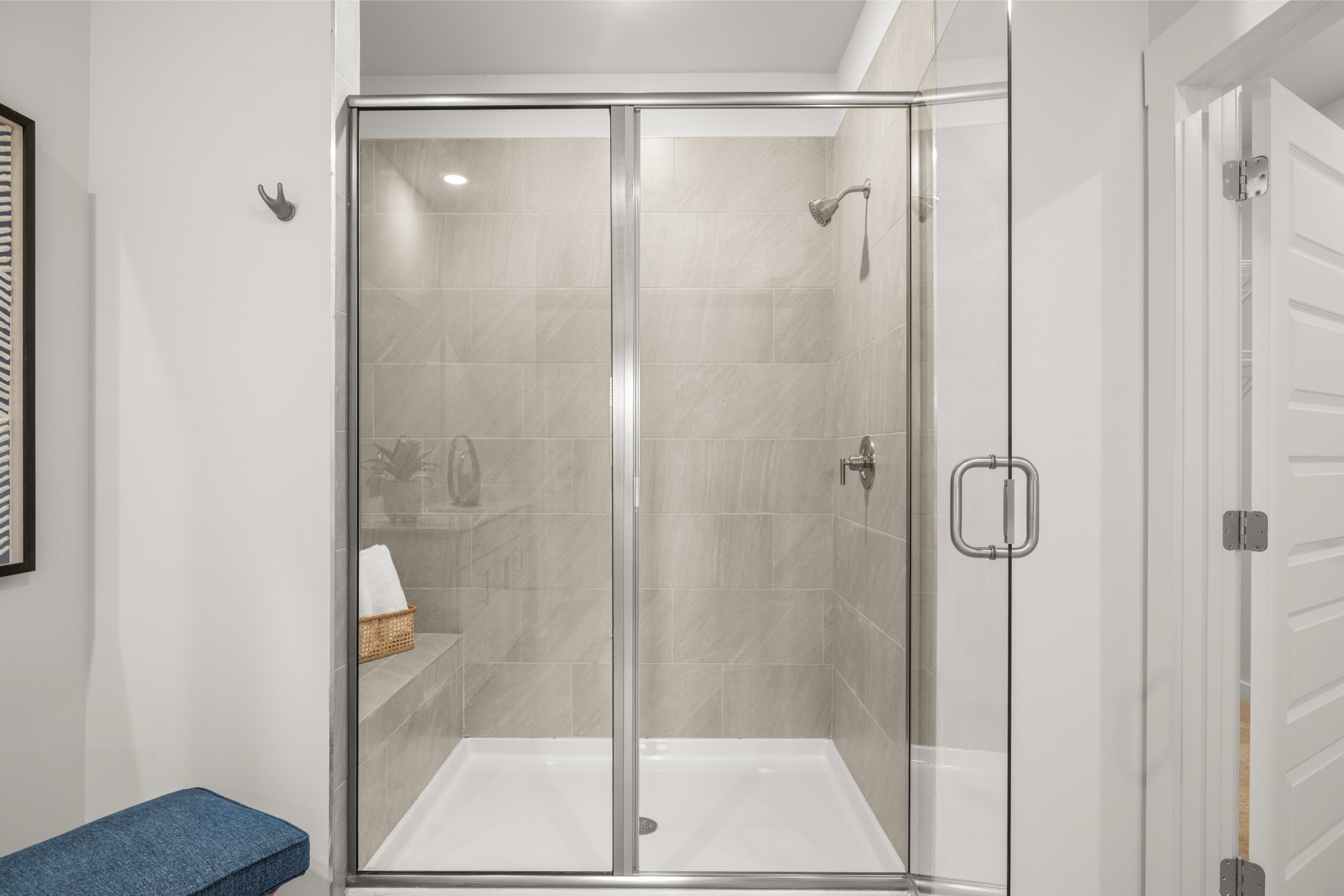 401 Mclemore Ridge Clarksville, TN 37043 - Photo 39 of 64 a bathroom with a glass shower door