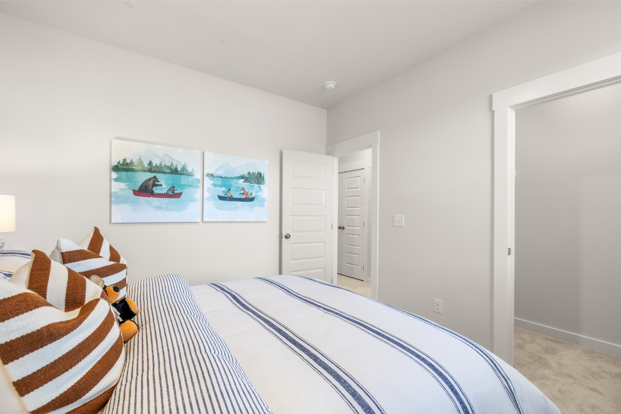 401 Mclemore Ridge Clarksville, TN 37043 - Photo 63 of 64 a bedroom with a bed and a painting on the wall