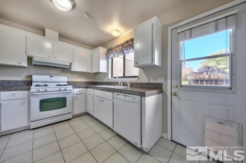 1636 Olua Street, Unit 2 Minden, NV 89423 - Photo 9 of 18 Photo 9