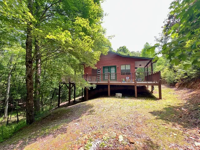 $299,900 | 384 Shadow Pnes Drive, Murphy, NC 28906