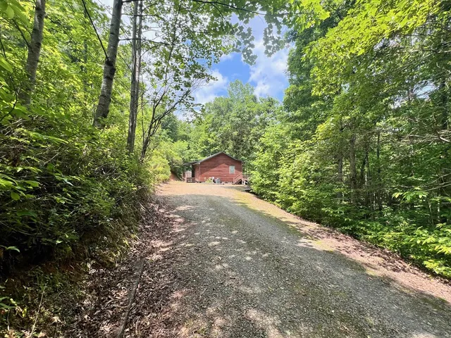 $299,900 | 384 Shadow Pnes Drive, Murphy, NC 28906