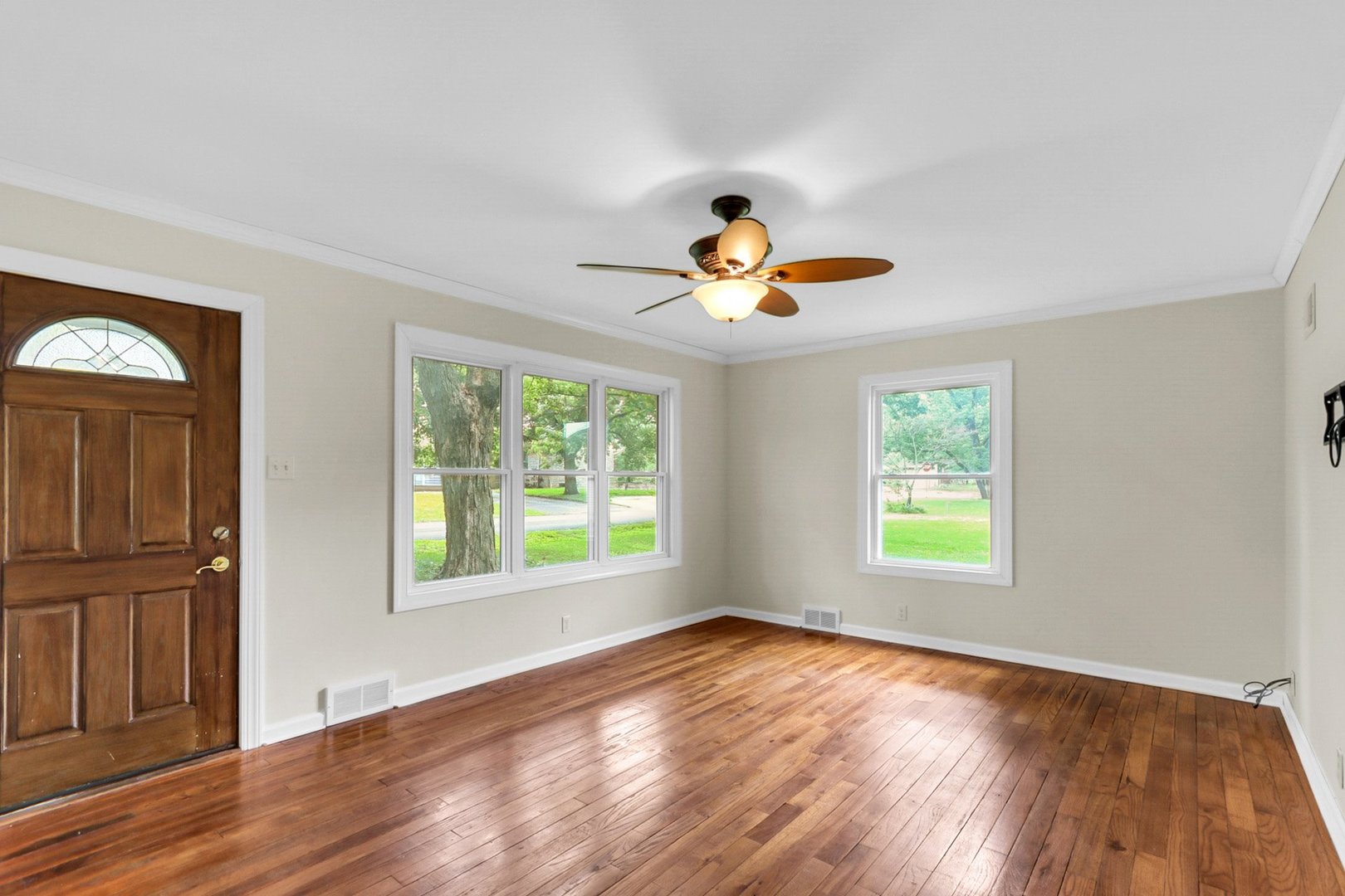 605 South Draper Avenue Champaign, IL 61821 - Photo 7 of 27