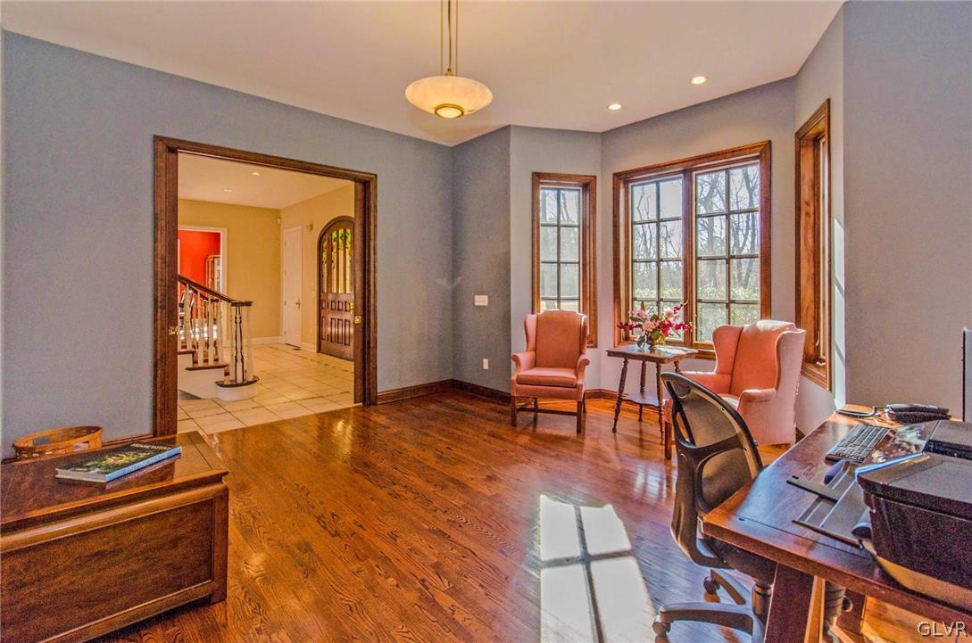1721 Wildberry Road Bethlehem, PA 18015 - Photo 17 of 47 Gallery Image 17