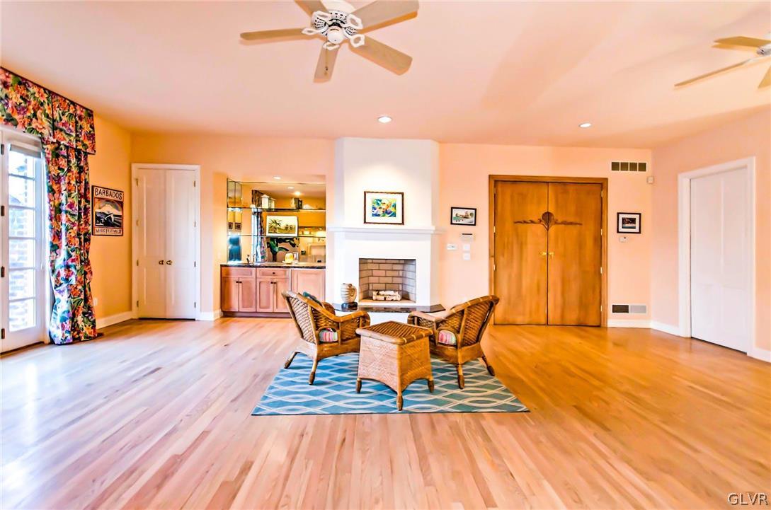 1721 Wildberry Road Bethlehem, PA 18015 - Photo 20 of 47 Gallery Image 20