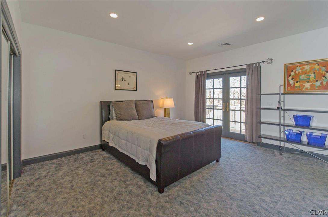1721 Wildberry Road Bethlehem, PA 18015 - Photo 24 of 47 Gallery Image 24