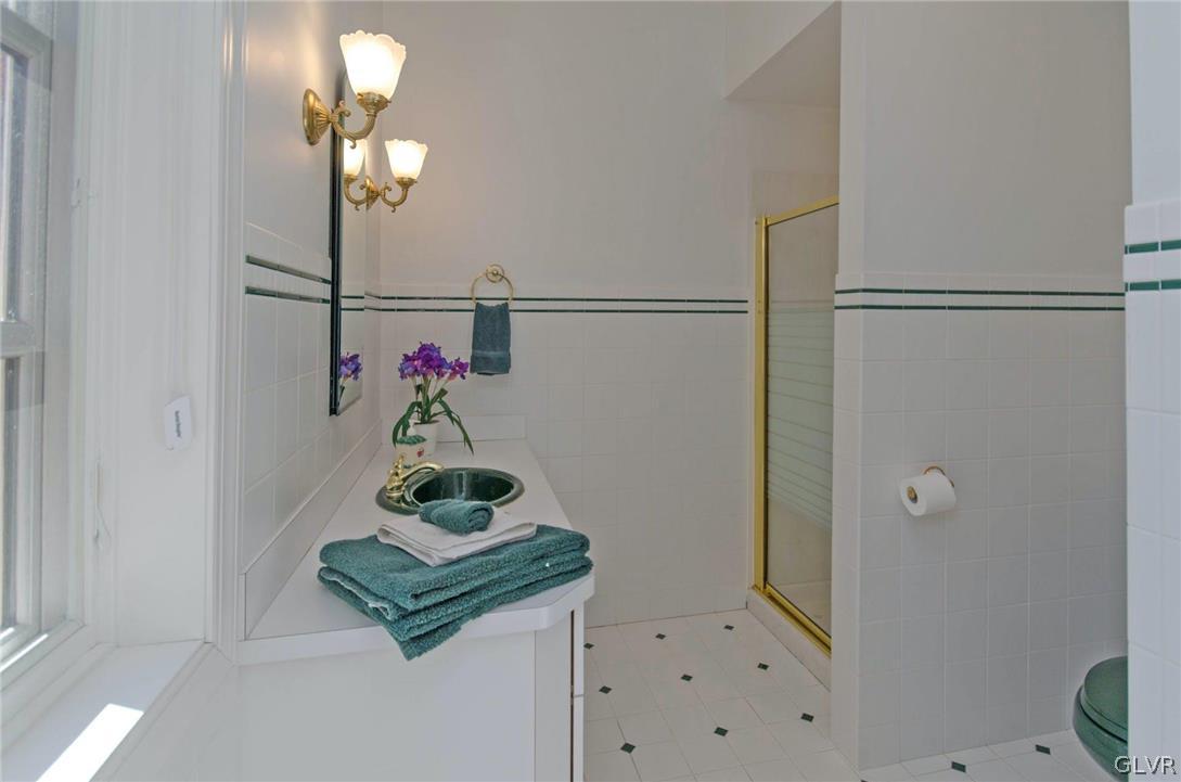 1721 Wildberry Road Bethlehem, PA 18015 - Photo 25 of 47 Gallery Image 25
