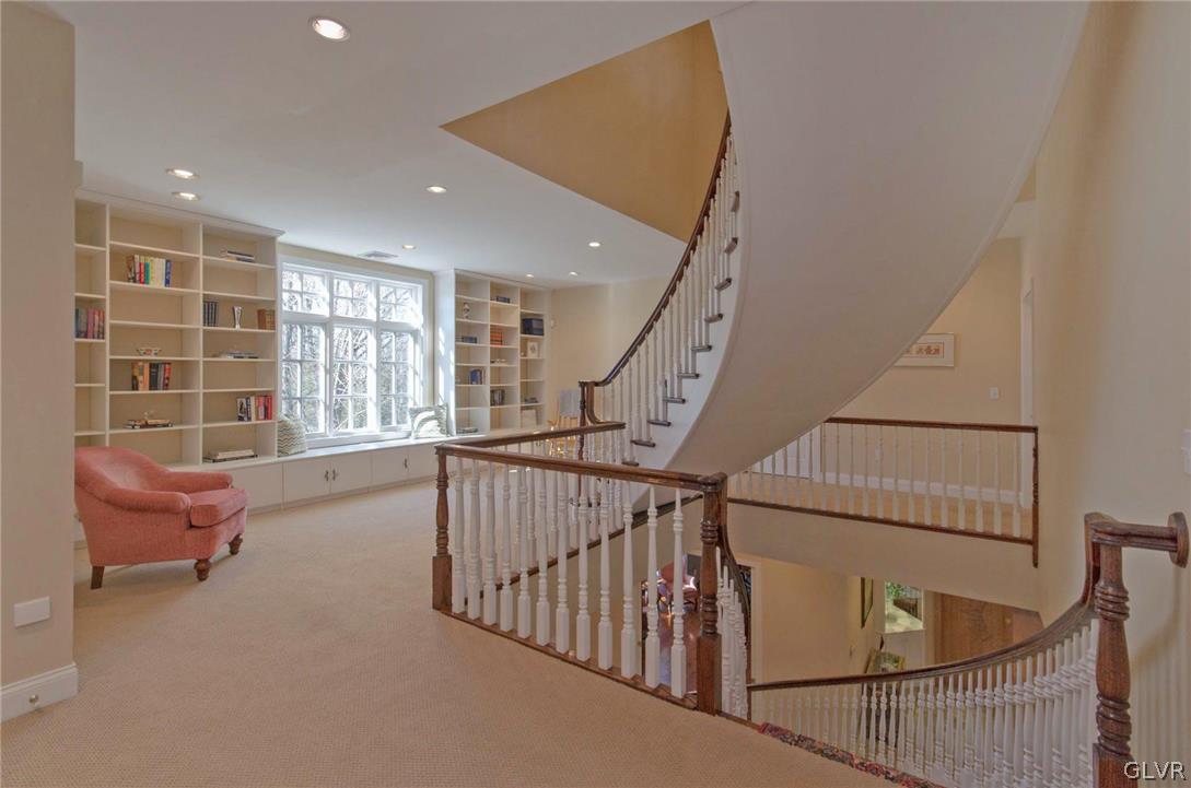 1721 Wildberry Road Bethlehem, PA 18015 - Photo 28 of 47 Gallery Image 28