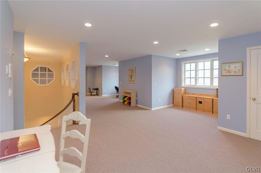 1721 Wildberry Road Bethlehem, PA 18015 - Photo 30 of 47 Gallery Image 30