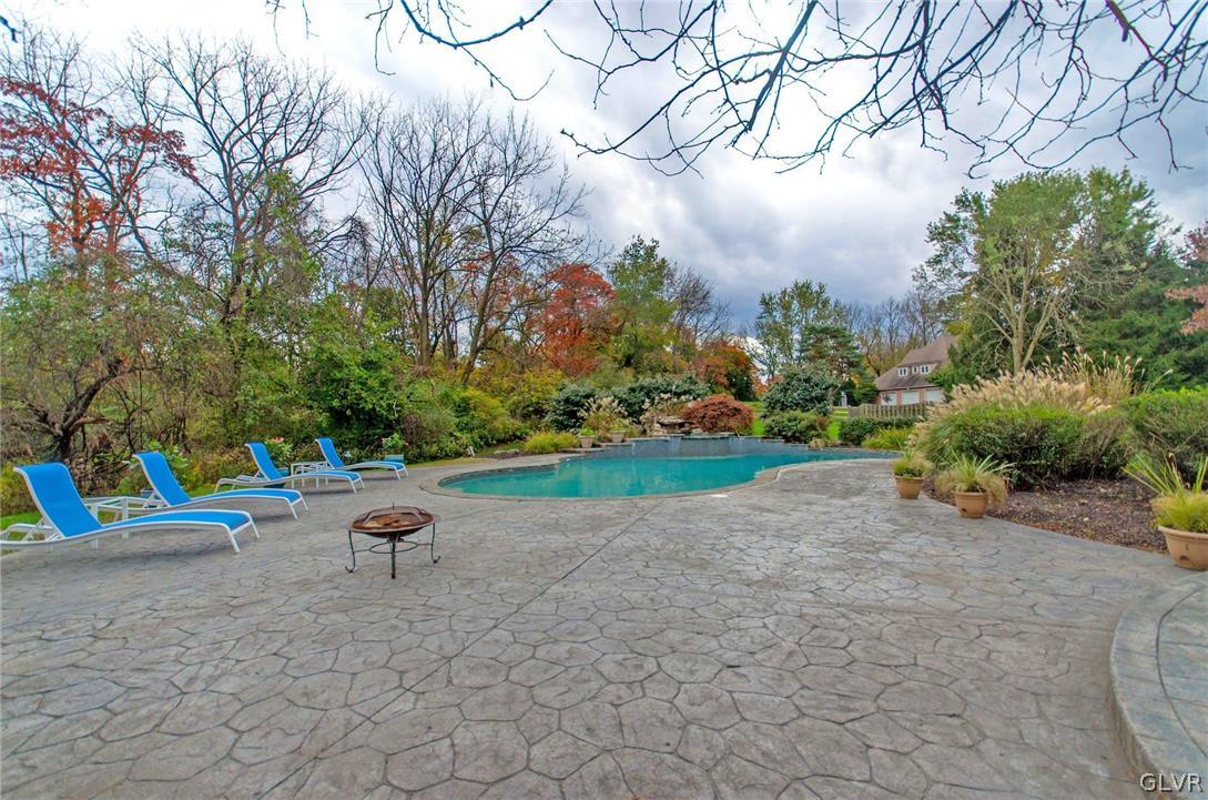 1721 Wildberry Road Bethlehem, PA 18015 - Photo 36 of 47 Gallery Image 36