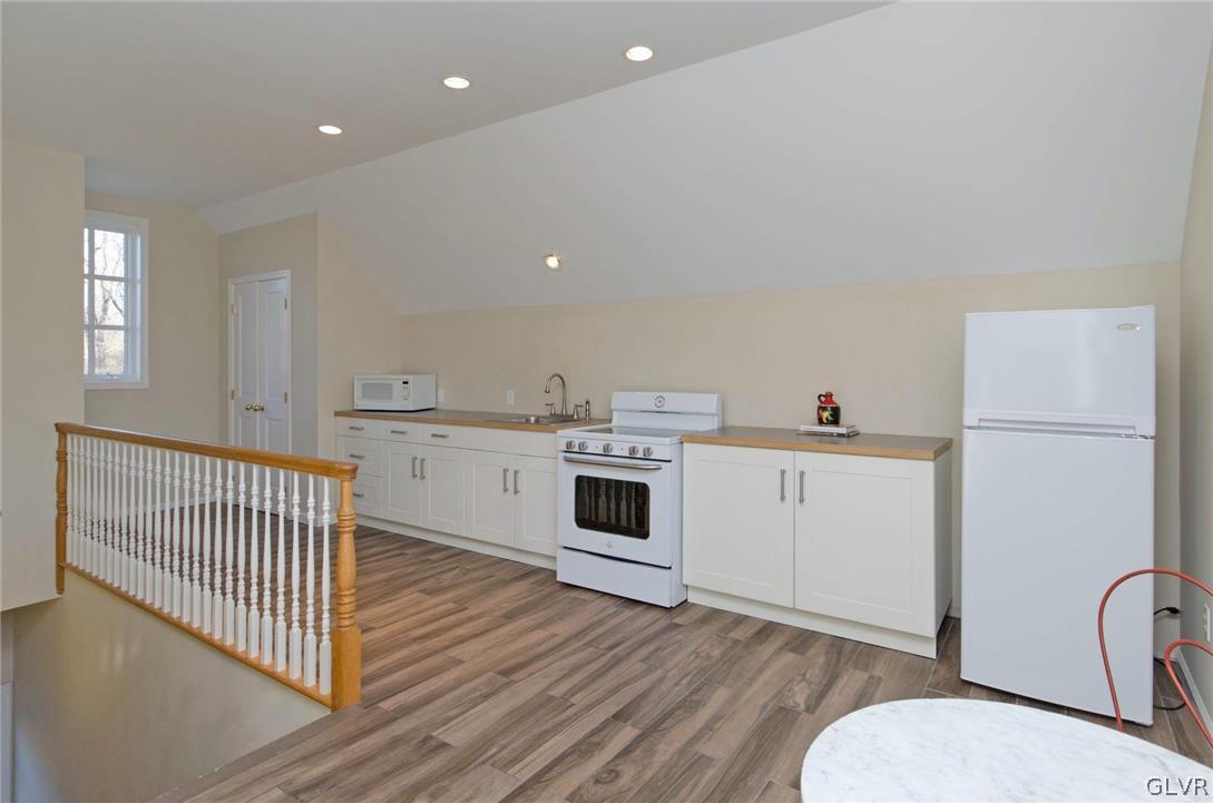 1721 Wildberry Road Bethlehem, PA 18015 - Photo 40 of 47 Gallery Image 40