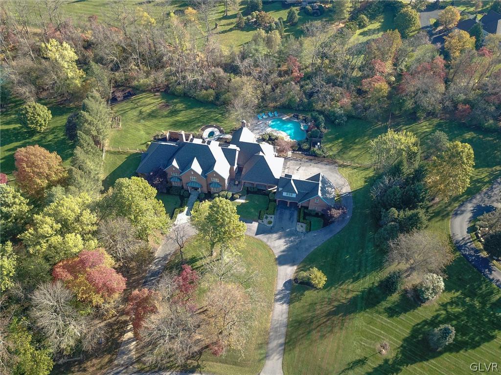 1721 Wildberry Road Bethlehem, PA 18015 - Photo 44 of 47 Gallery Image 44