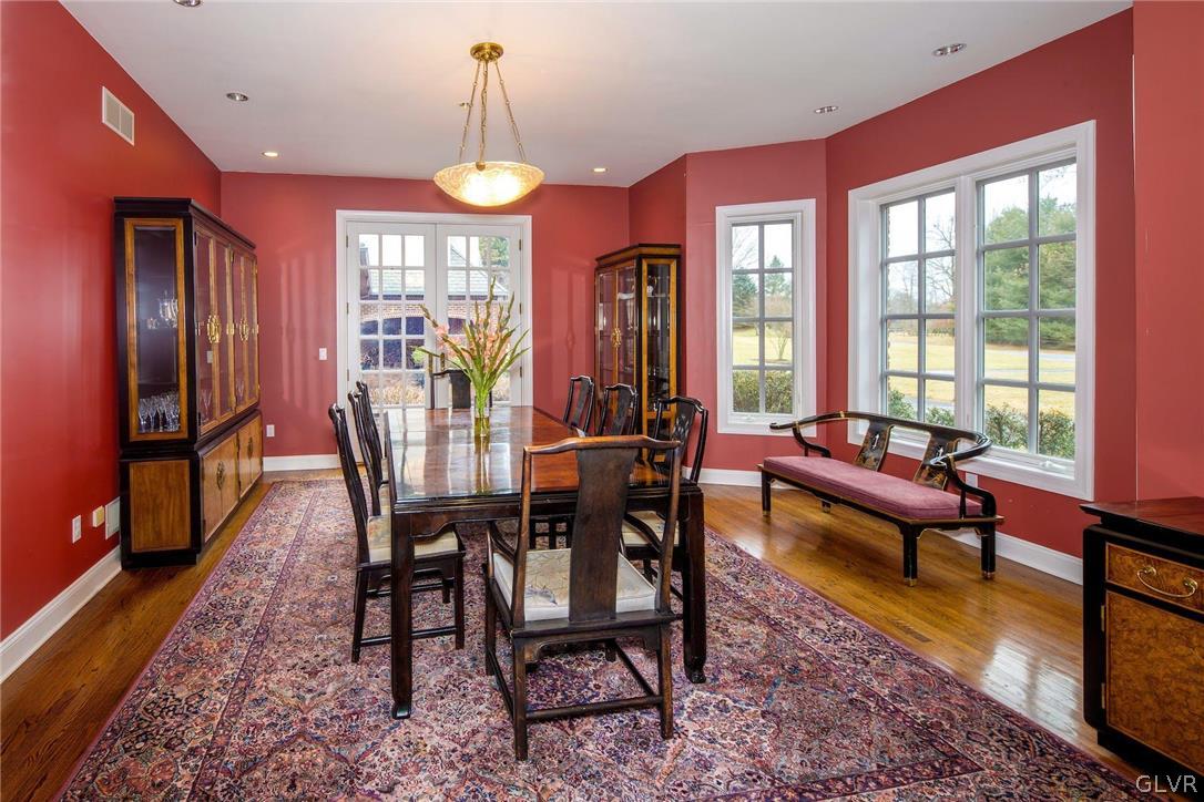 1721 Wildberry Road Bethlehem, PA 18015 - Photo 9 of 47 Gallery Image 9