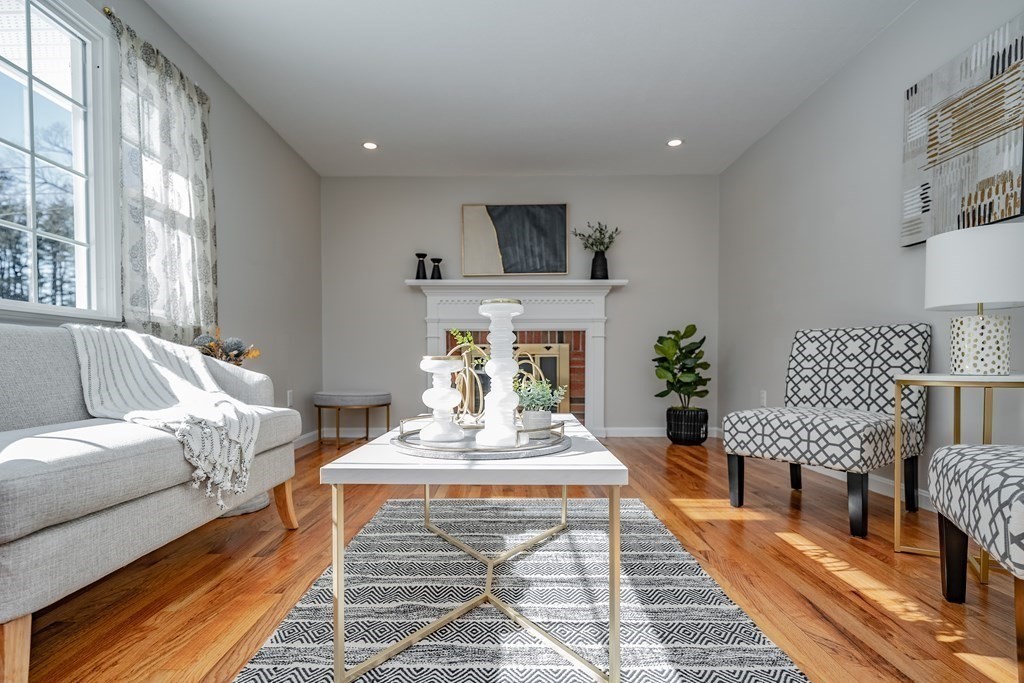 427 Soule Road Wilbraham, MA 01095 - Photo 4 of 29 Gallery Image 4