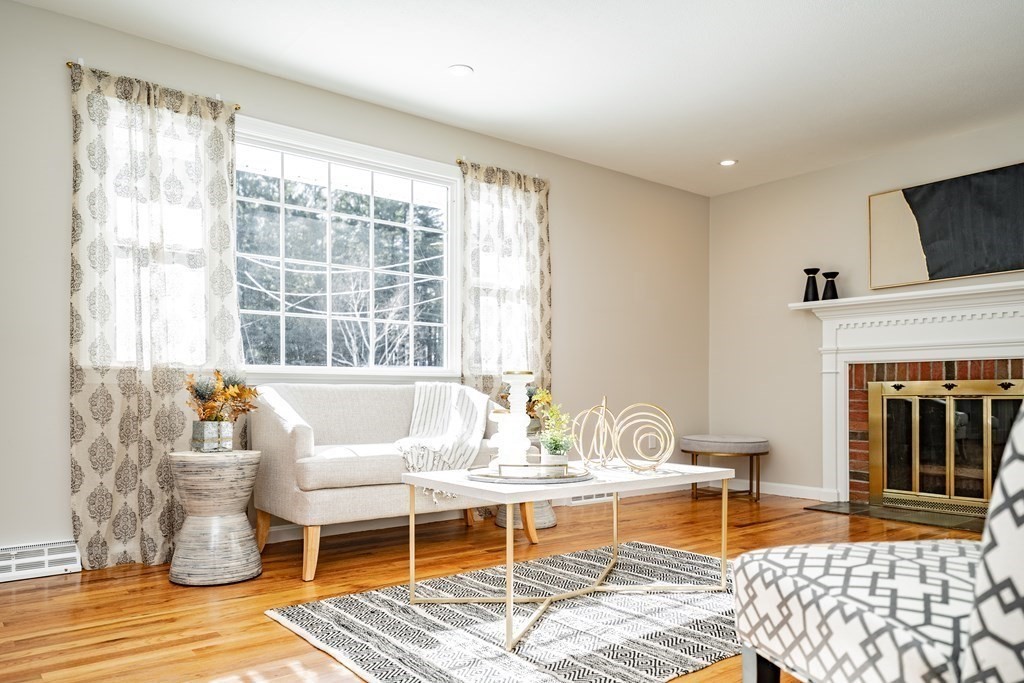 427 Soule Road Wilbraham, MA 01095 - Photo 5 of 29 Gallery Image 5