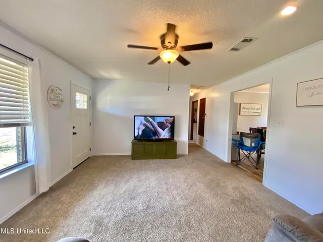 $169,900 | 2221 Highway 63, Lucedale, MS 39452