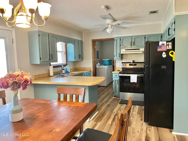 $169,900 | 2221 Highway 63, Lucedale, MS 39452